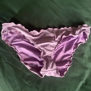 Victoria’s Secret ruched bikini bottoms